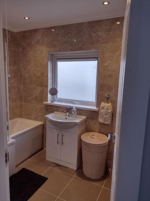 33 Valentia Place Villa Newcastle  Buitenkant foto